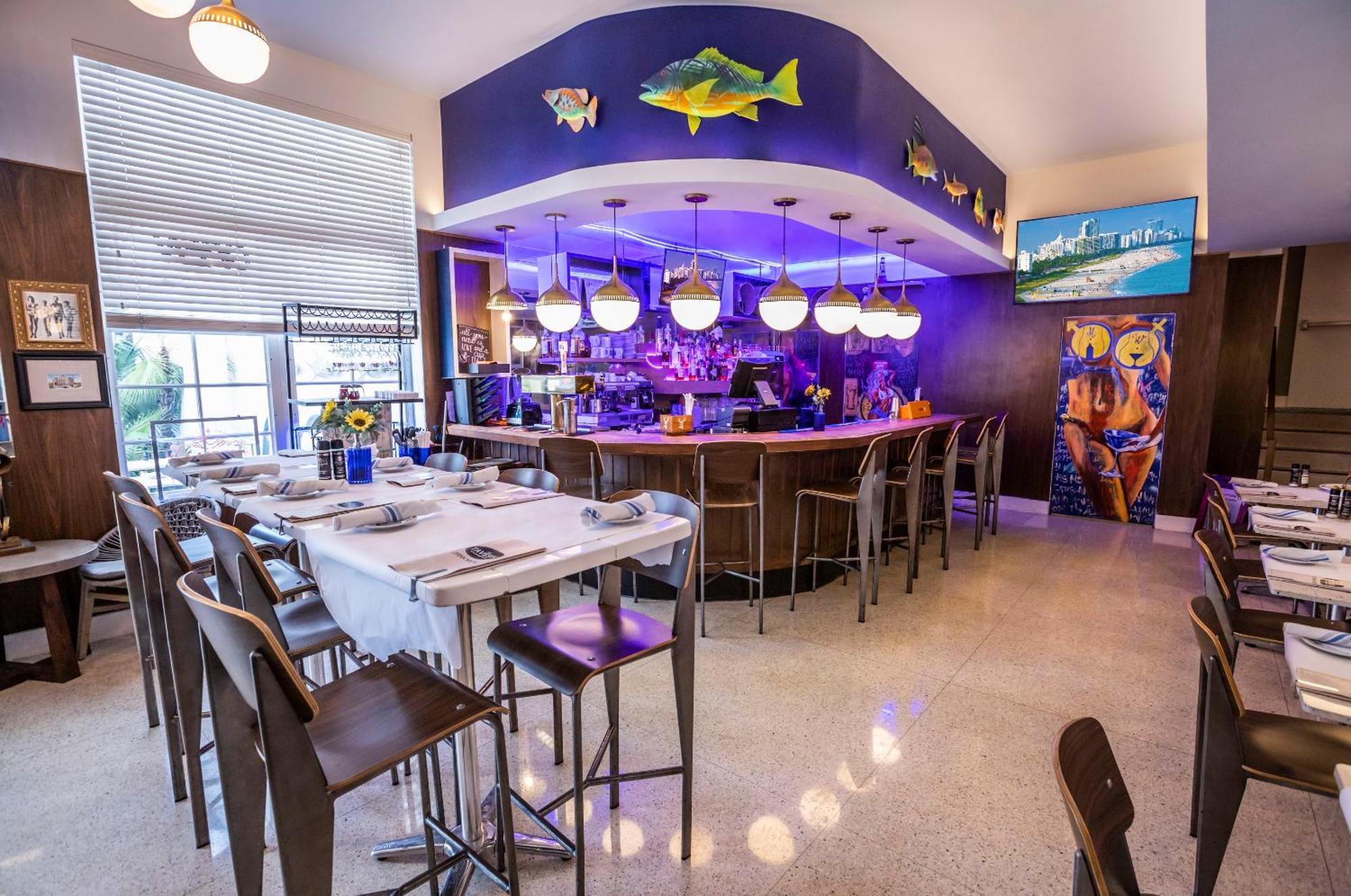 Oceanside Hotel And Suites Miami Beach Bagian luar foto