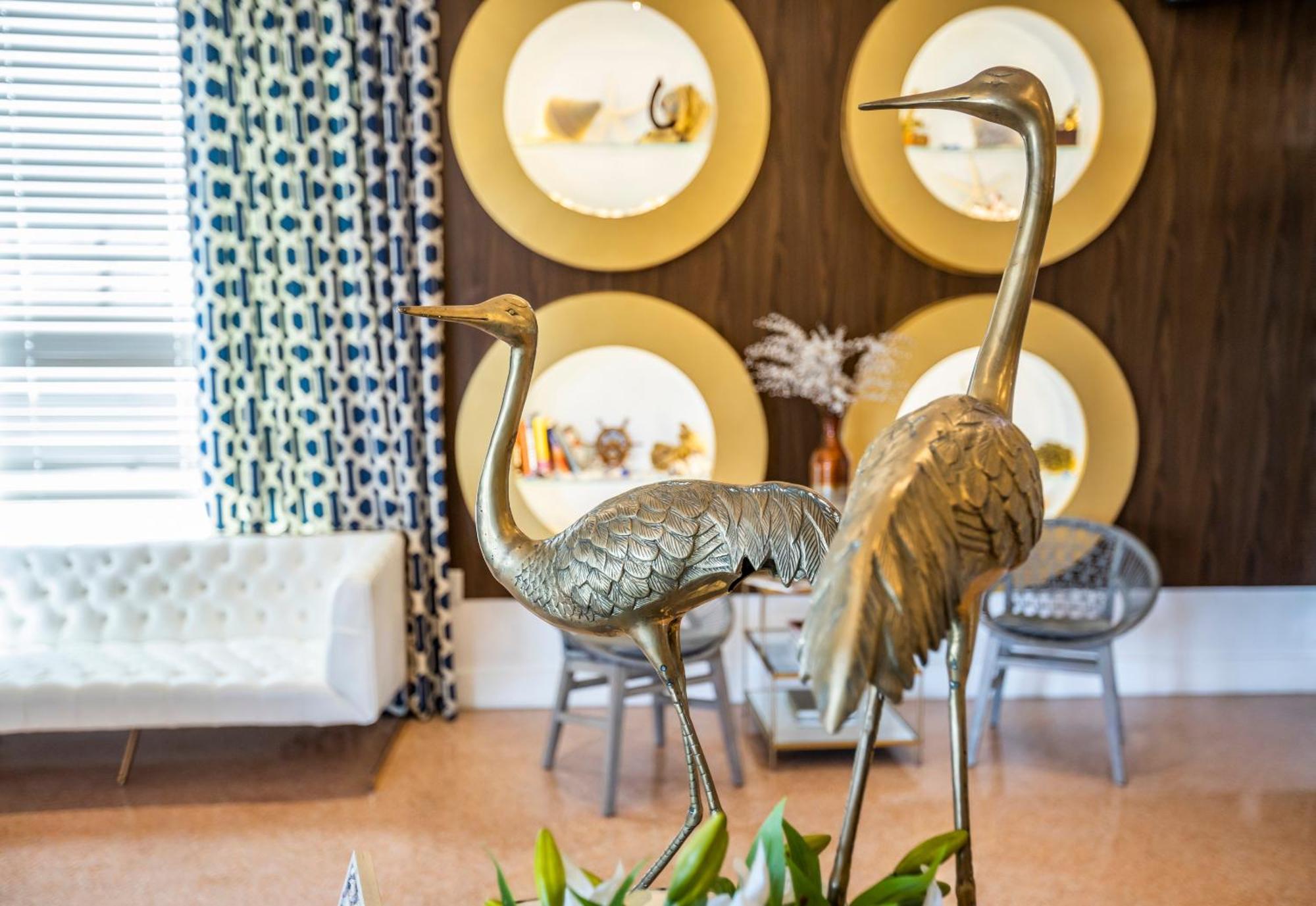 Oceanside Hotel And Suites Miami Beach Bagian luar foto