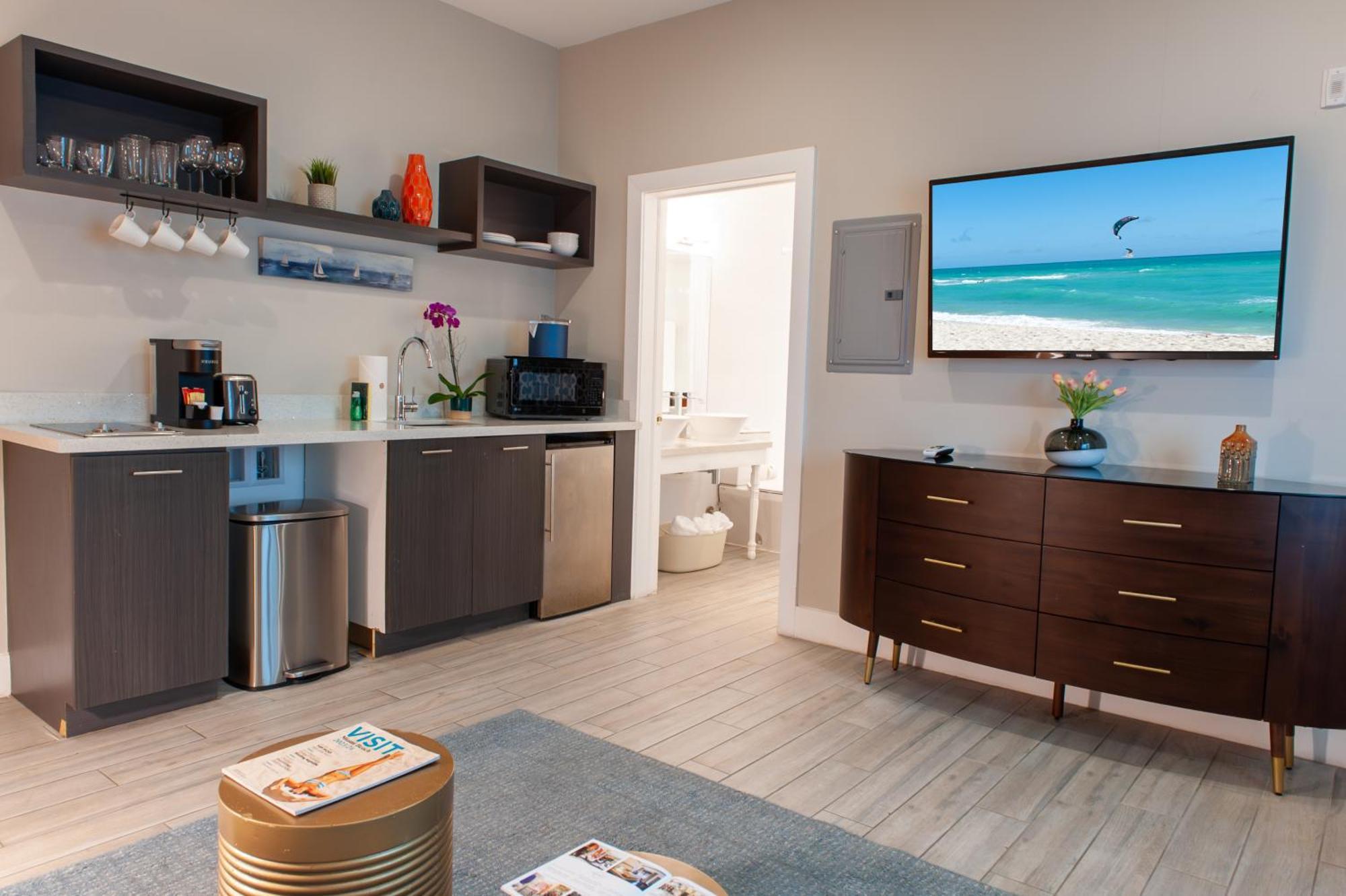 Oceanside Hotel And Suites Miami Beach Bagian luar foto