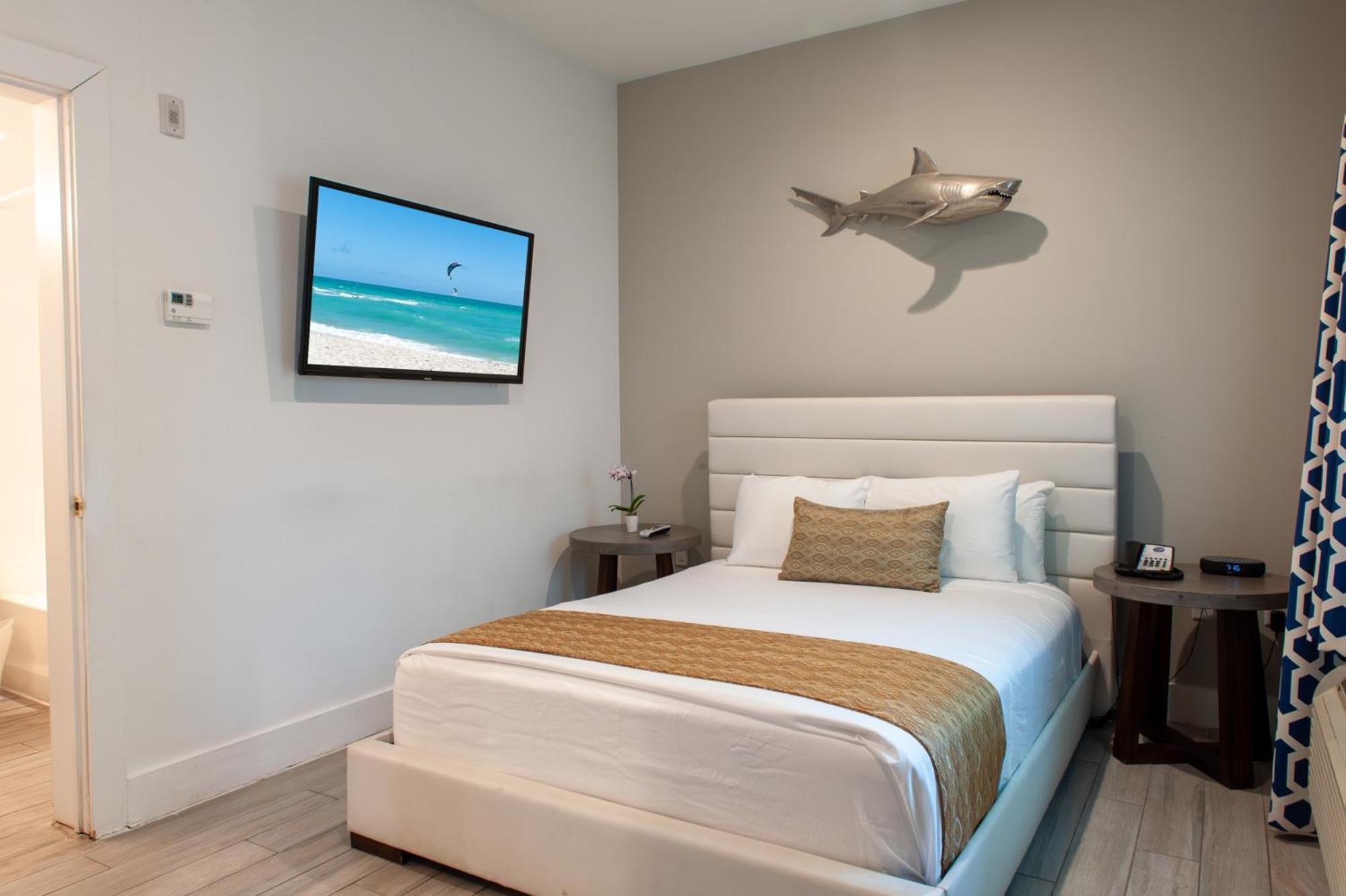 Oceanside Hotel And Suites Miami Beach Bagian luar foto