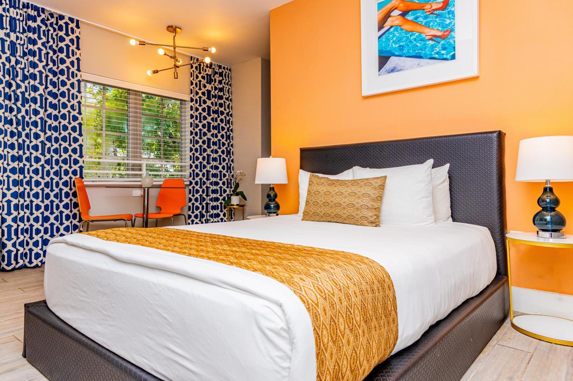 Oceanside Hotel And Suites Miami Beach Bagian luar foto