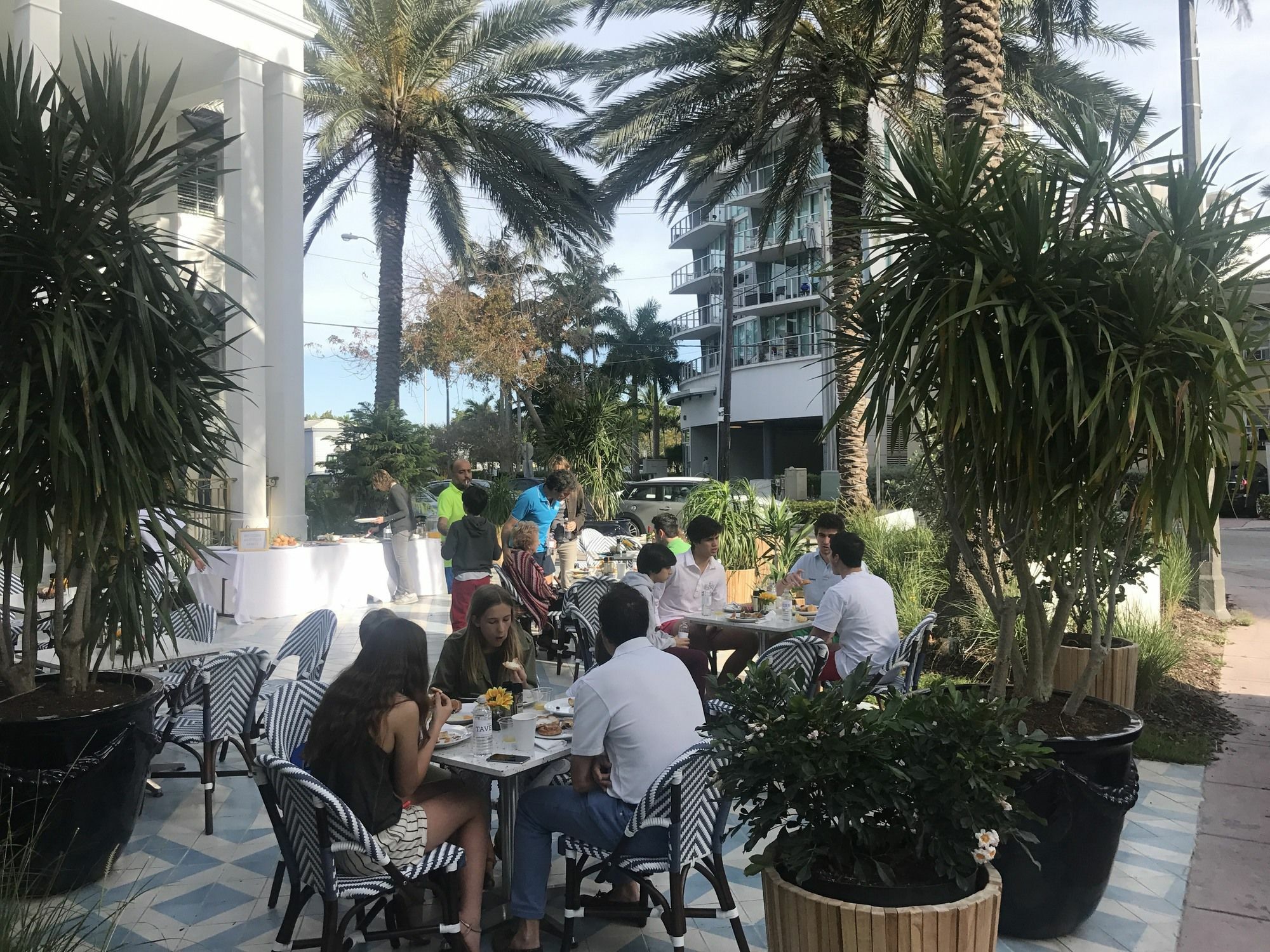 Oceanside Hotel And Suites Miami Beach Bagian luar foto